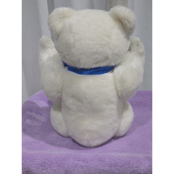 Beary Adorable And Sweet, 40 Year Old Stuffed Teddy Bear, White Fur, 1985 Dakin - Picture 9 of 9